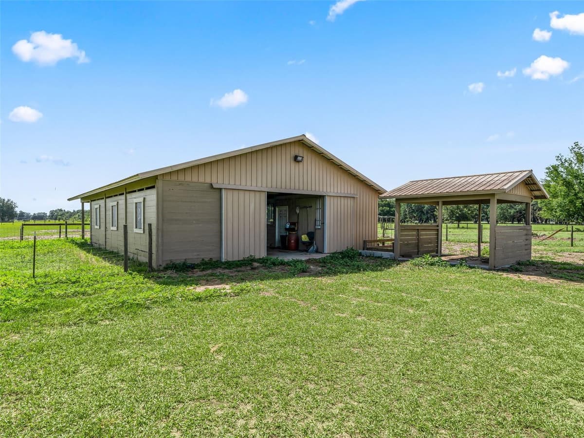 2223 CR 543 — photo 59 of 73