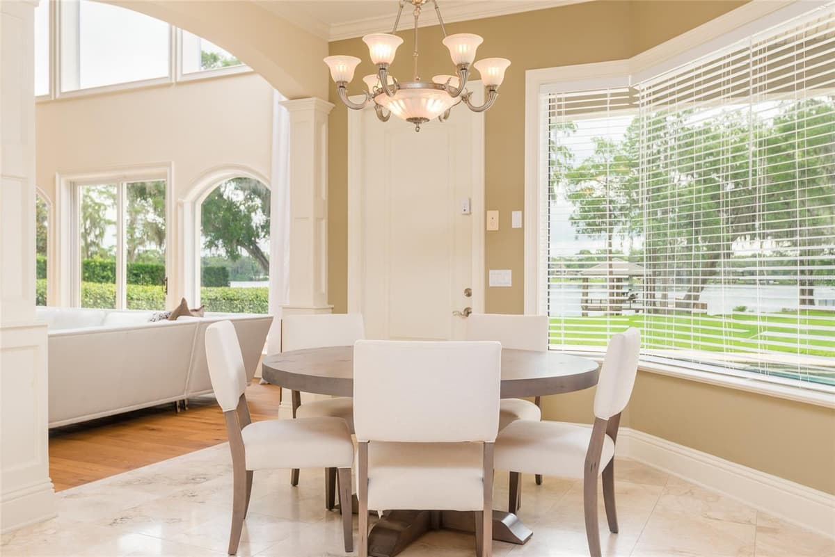 7902 FOXCATCHER COURT — photo 19 of 95