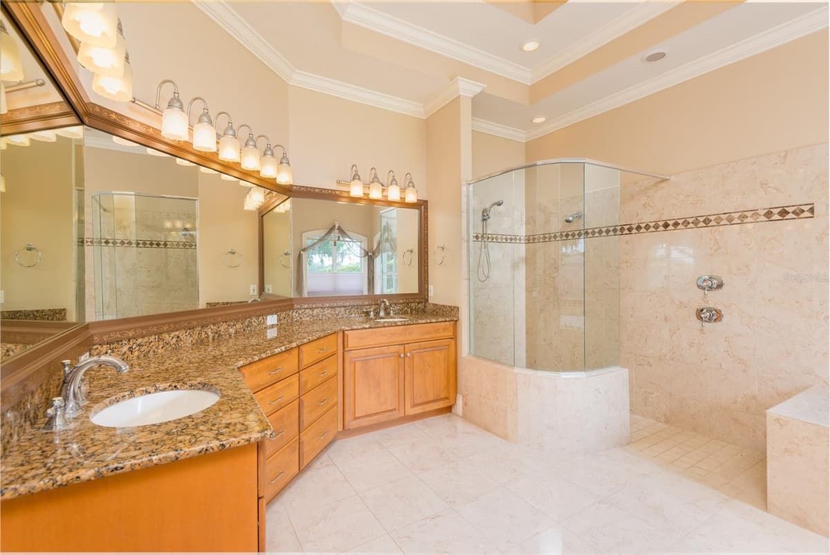 7902 FOXCATCHER COURT — photo 35 of 95