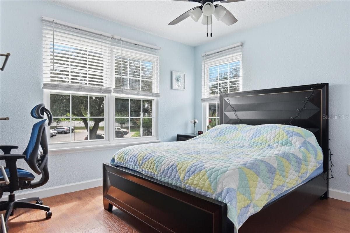 2550 ALAFAYA TRAIL — photo 12 of 22