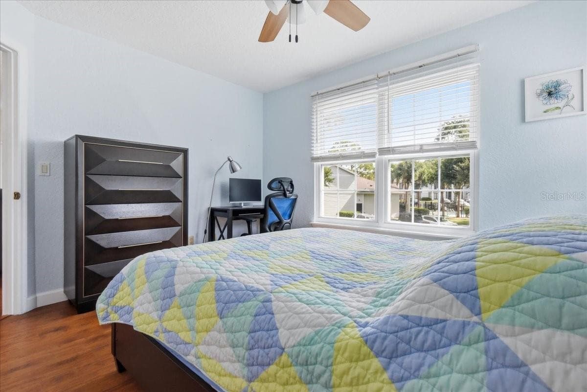 2550 ALAFAYA TRAIL — photo 13 of 22
