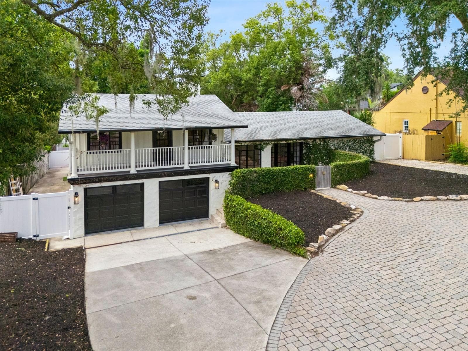 241 LAKE SUE AVENUE — photo 4 of 60
