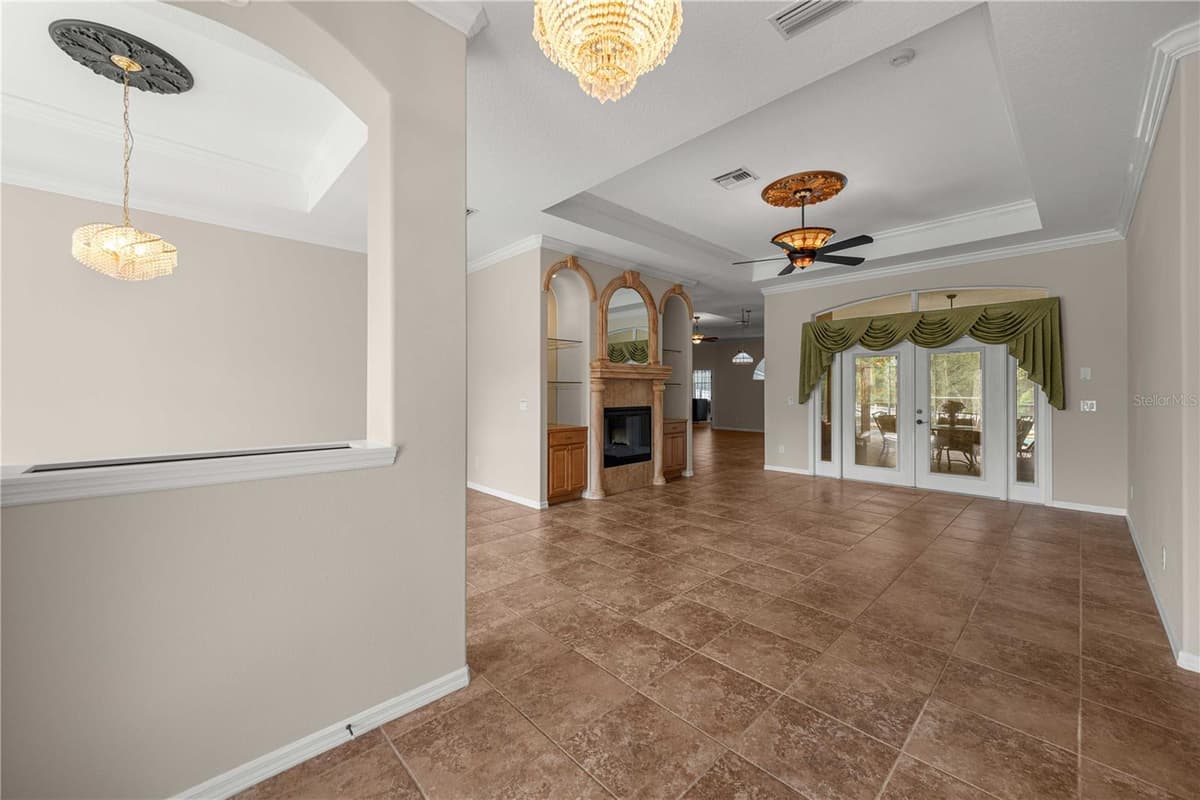 5296 PRINCEWOOD DRIVE — photo 23 of 94