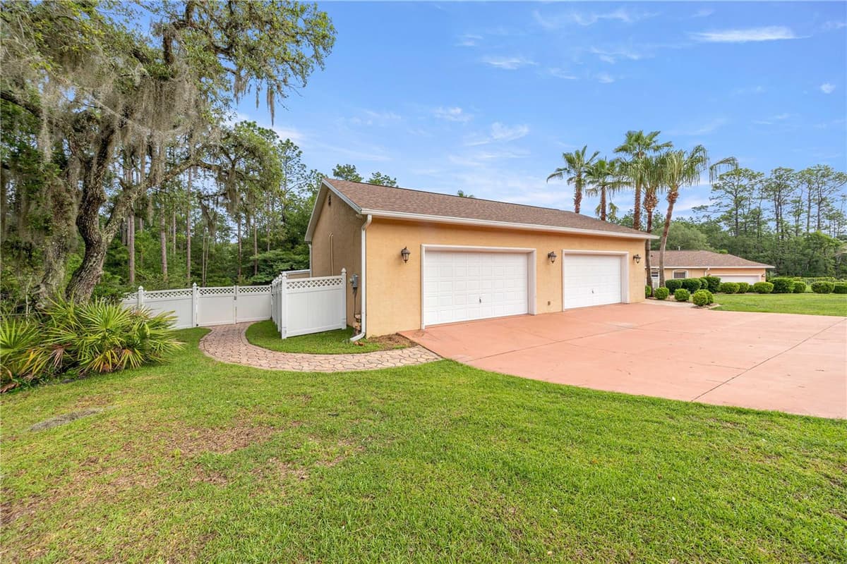5296 PRINCEWOOD DRIVE — photo 81 of 94
