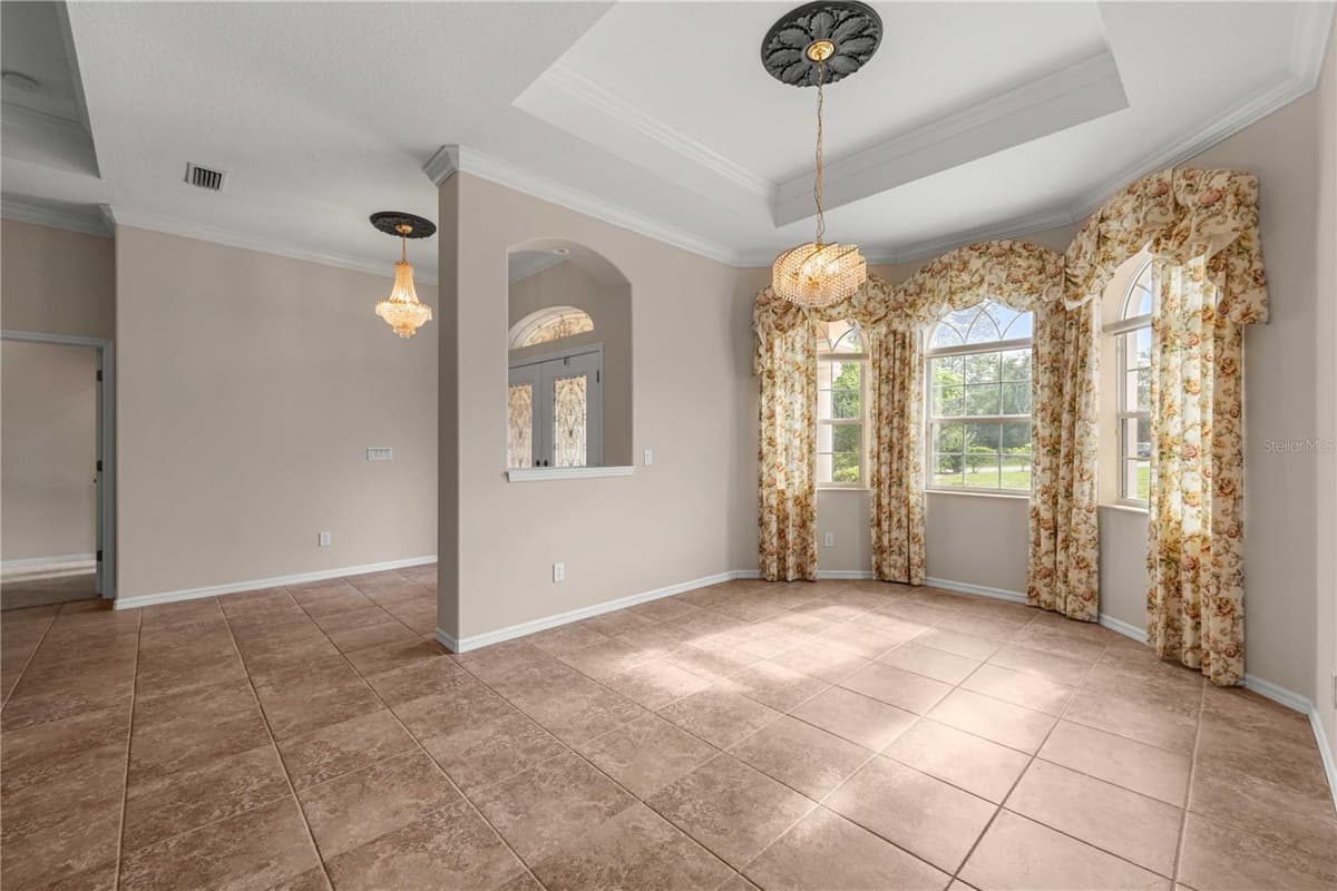 5296 PRINCEWOOD DRIVE — photo 9 of 94
