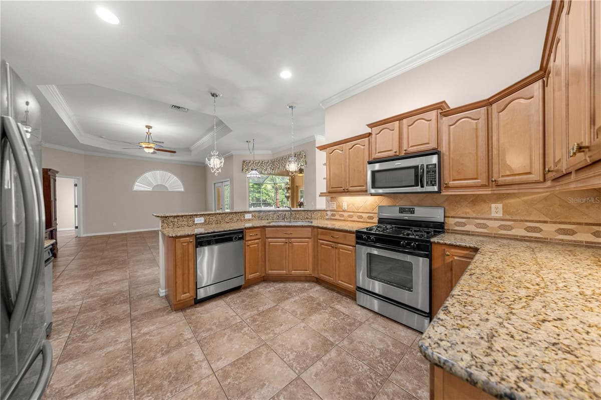 5296 PRINCEWOOD DRIVE — photo 14 of 94