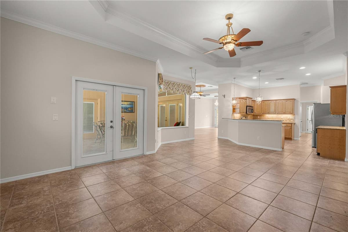 5296 PRINCEWOOD DRIVE — photo 21 of 94