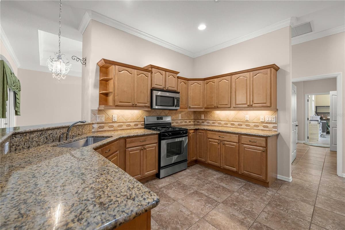 5296 PRINCEWOOD DRIVE — photo 13 of 94