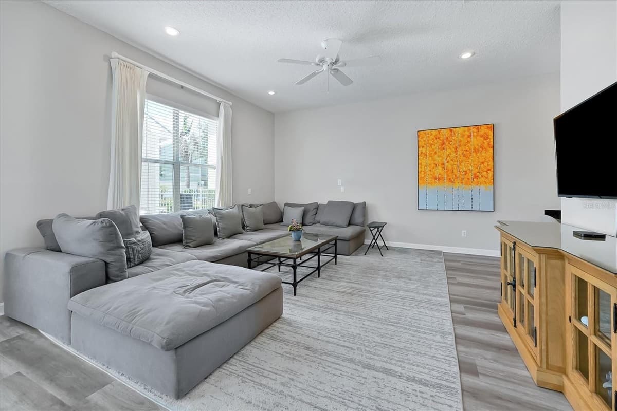 7768 LINKSIDE LOOP — photo 6 of 49