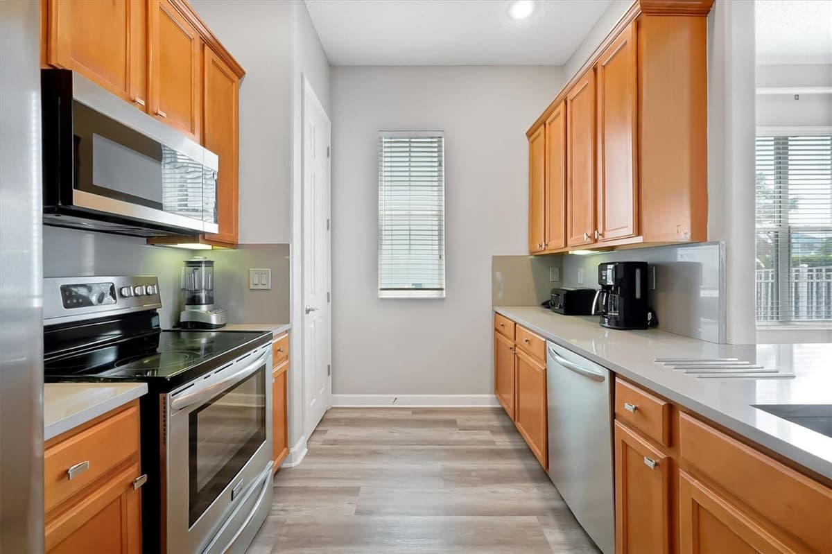 7768 LINKSIDE LOOP — photo 10 of 49