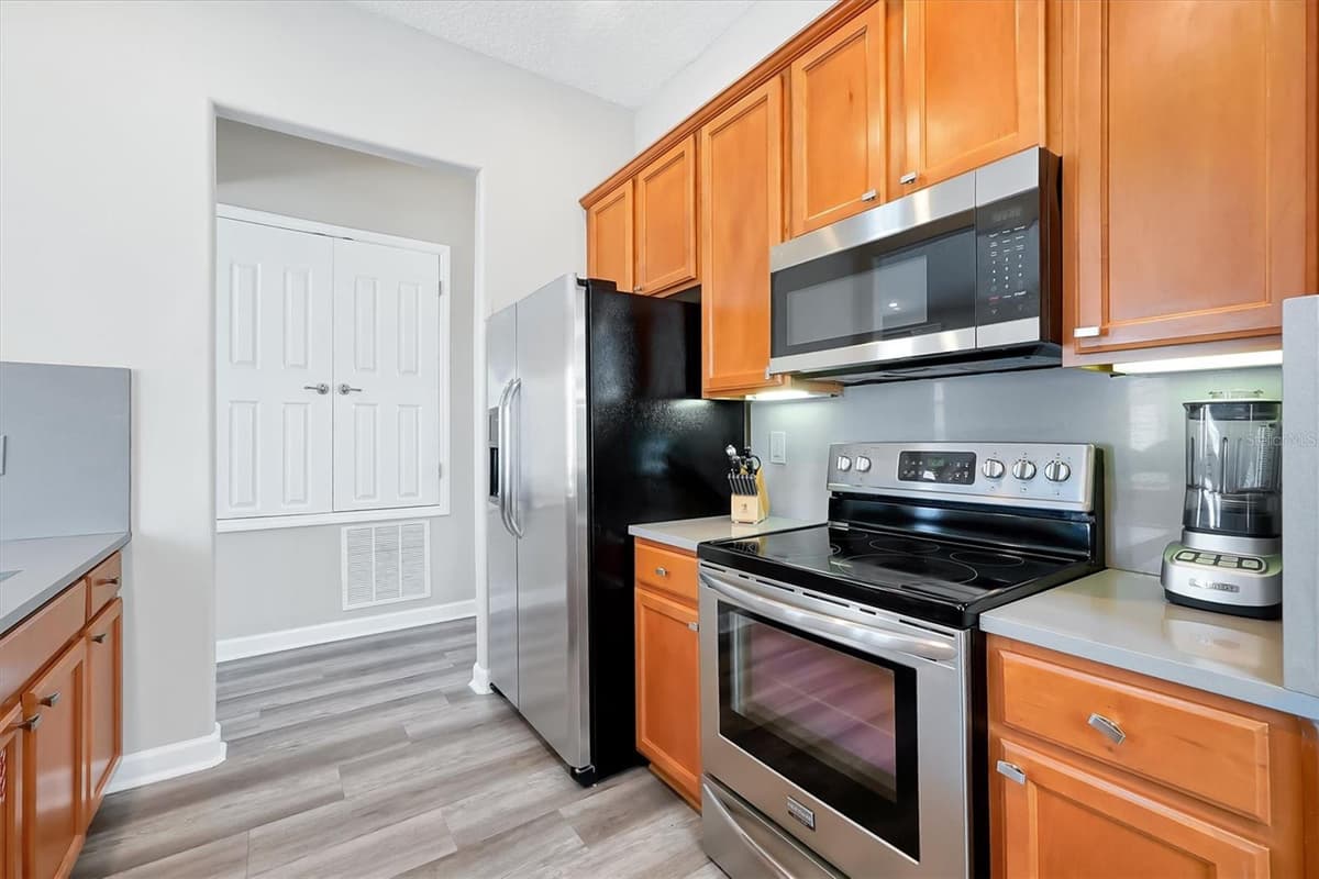 7768 LINKSIDE LOOP — photo 11 of 49