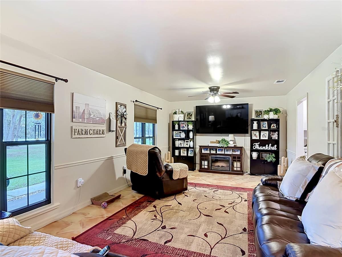 1395 MAYTOWN ROAD — photo 11 of 66