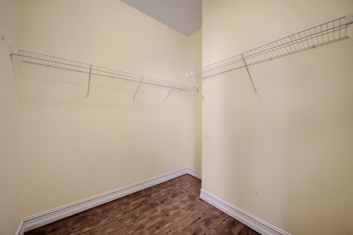 3305 BRACKEN FERN DRIVE — photo 16 of 25