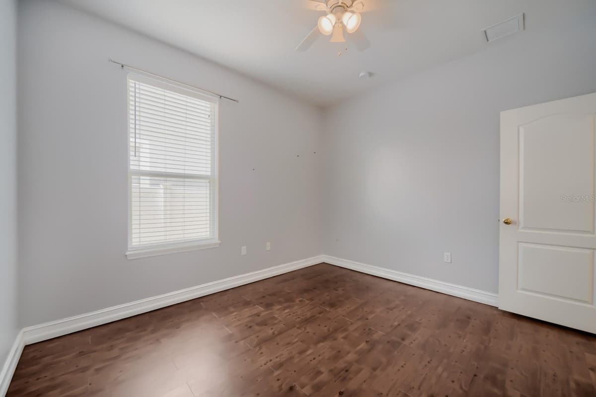 3305 BRACKEN FERN DRIVE — photo 17 of 25