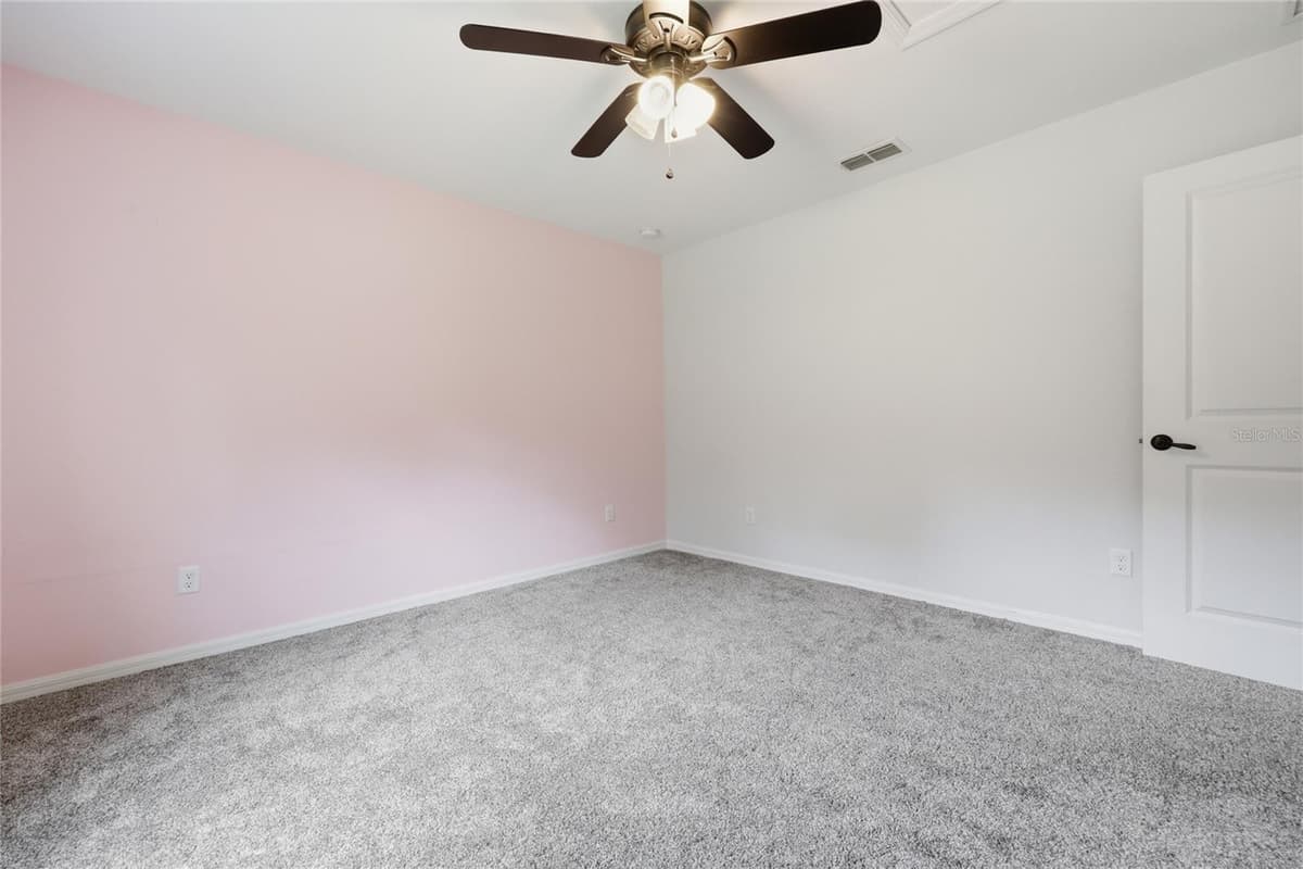 2830 174 STREET — photo 52 of 65