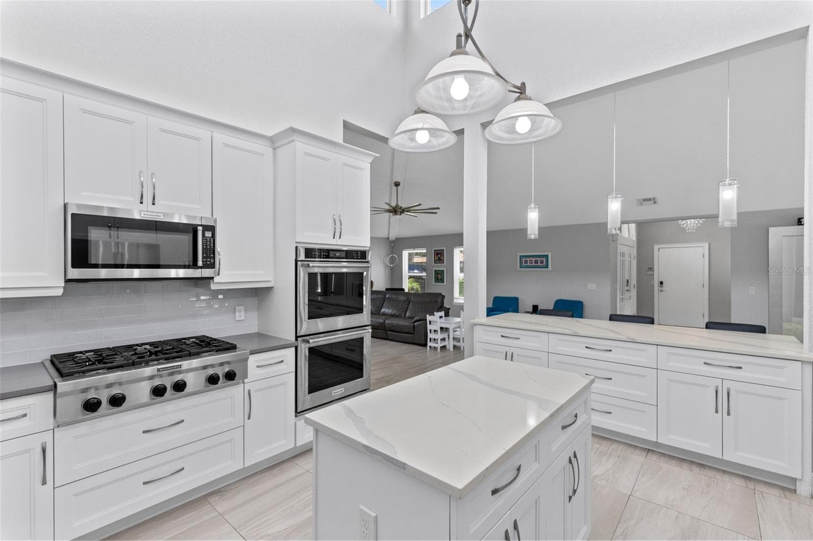 766 TERRA PLACE — photo 8 of 37