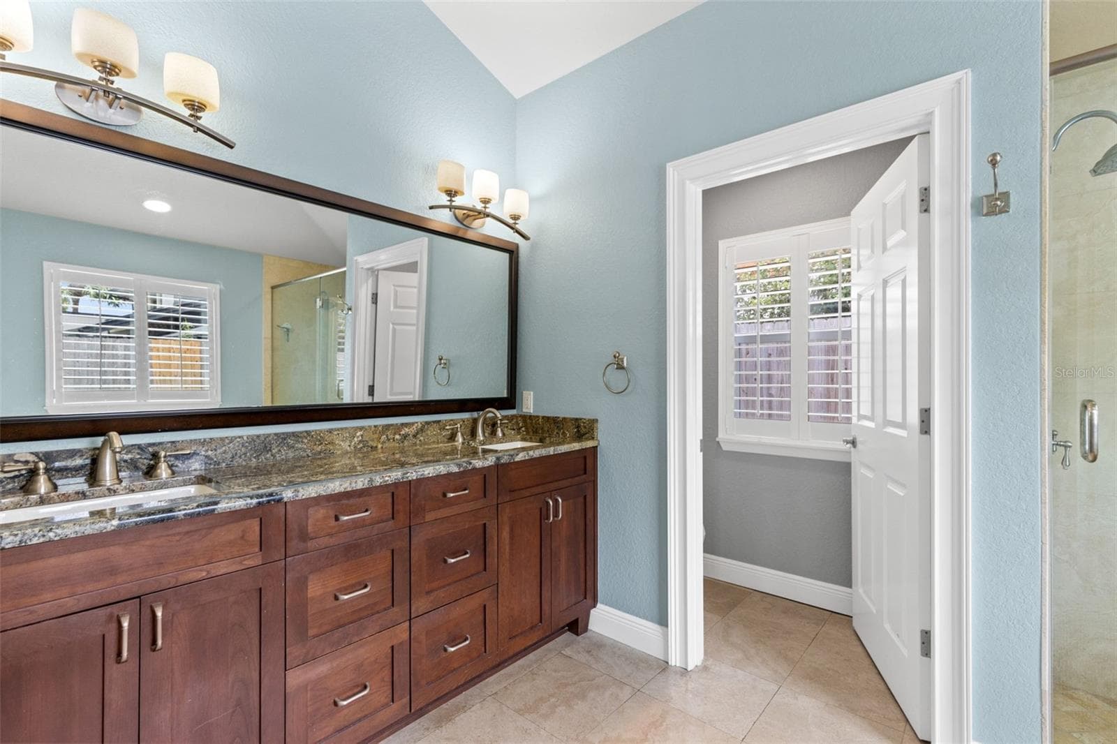 766 TERRA PLACE — photo 14 of 37