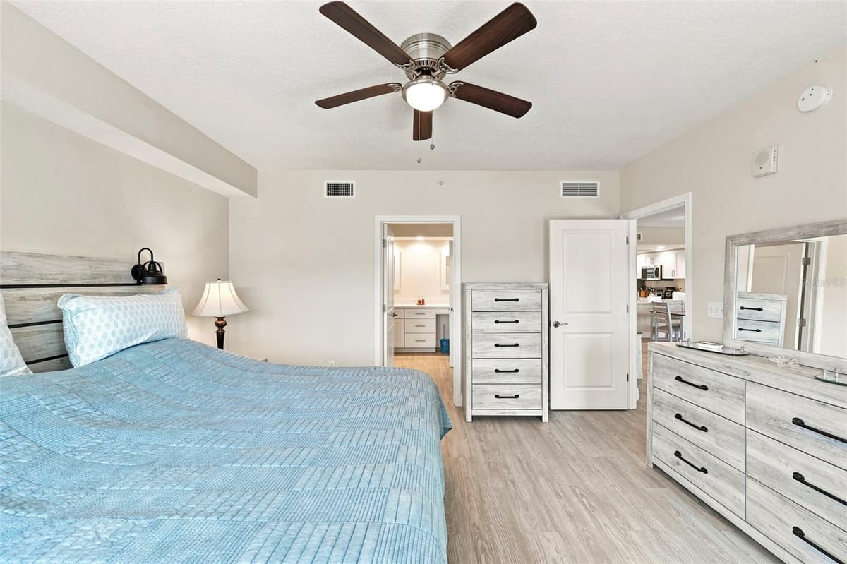960 STARKEY ROAD — photo 34 of 52