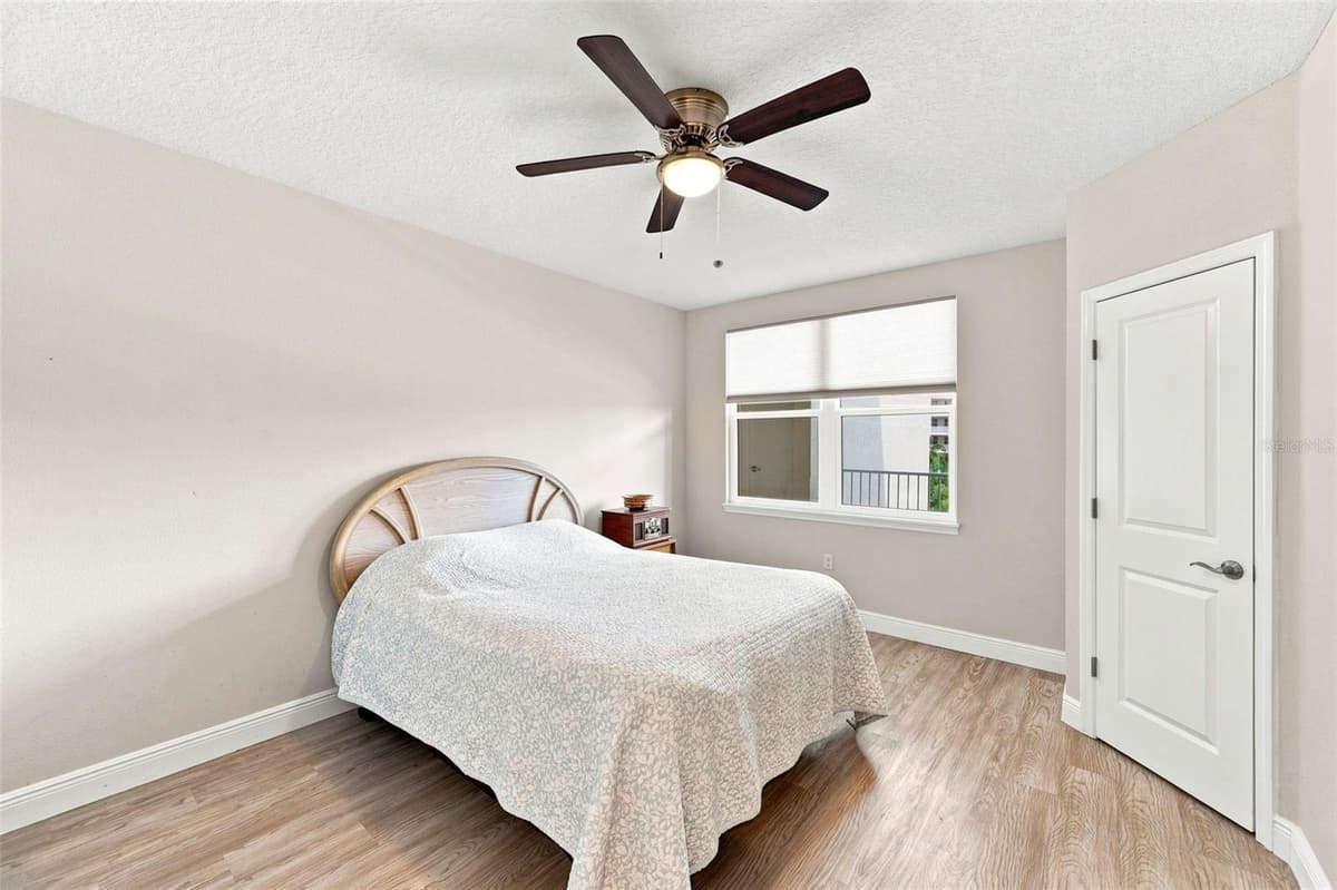 960 STARKEY ROAD — photo 13 of 52
