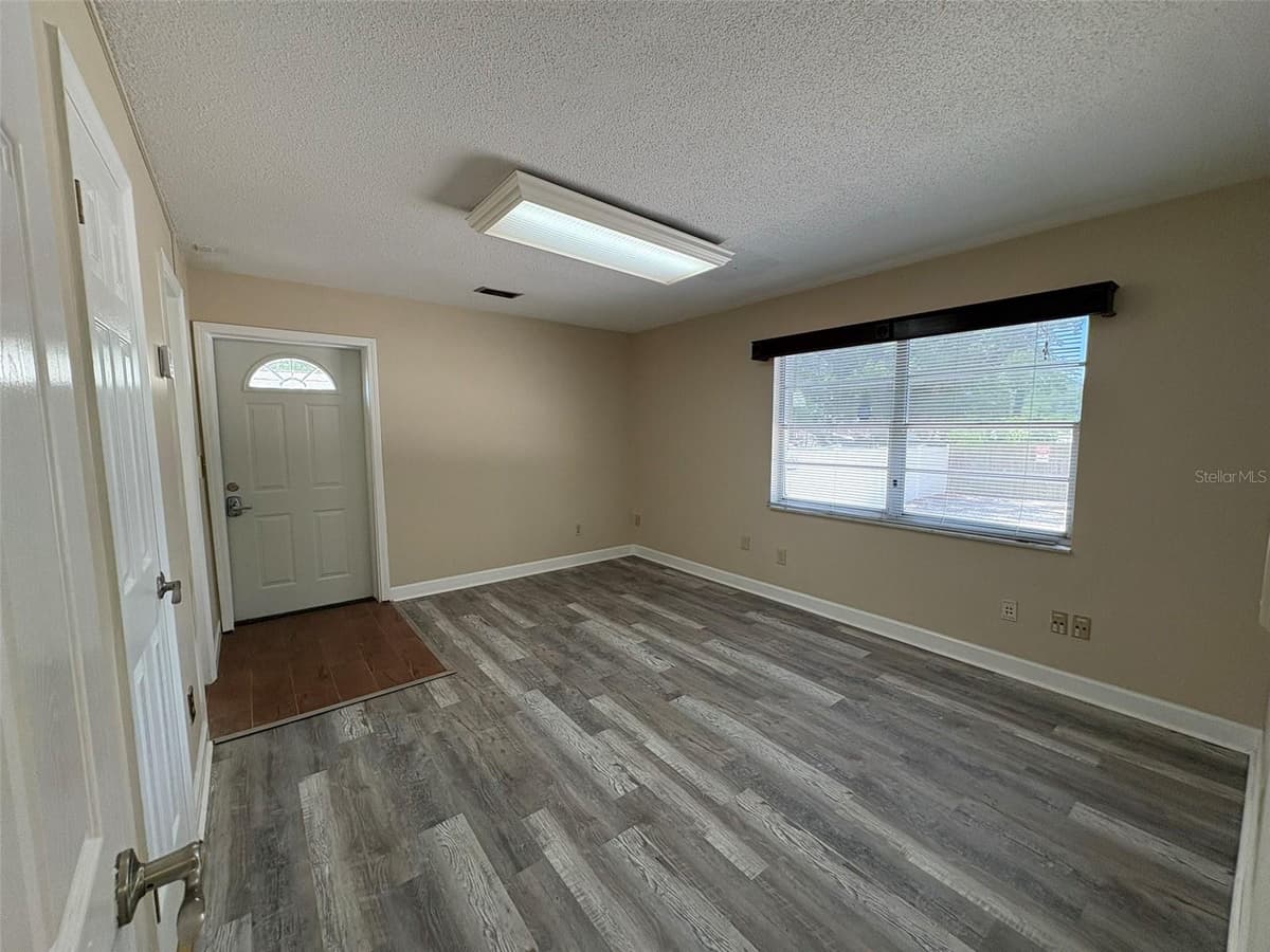 264 ALTAMONTE DRIVE — photo 3 of 10