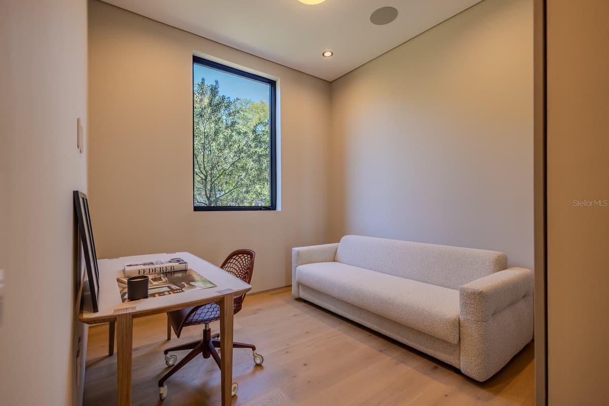 728 FOREST STREET — photo 36 of 98