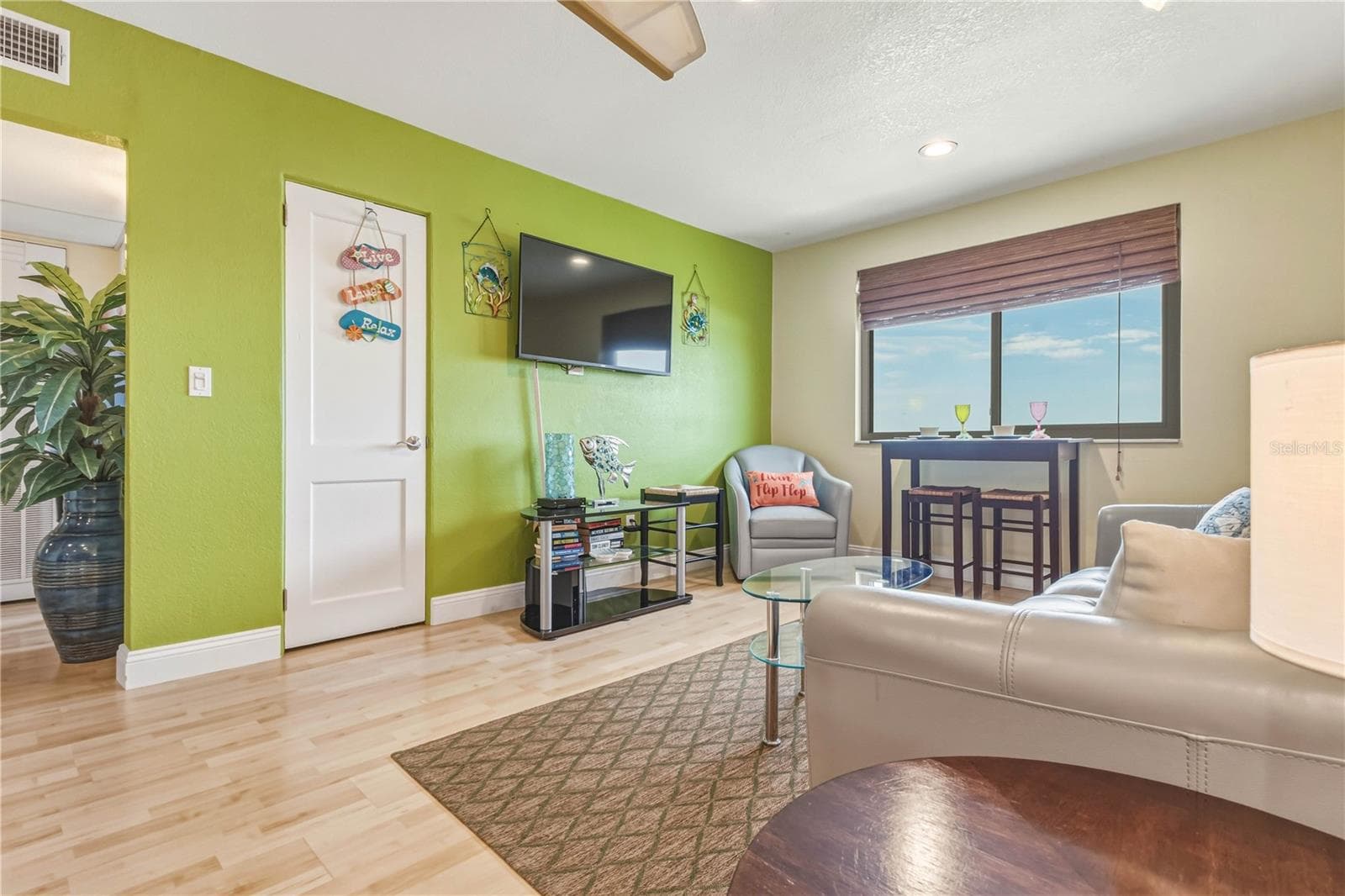 6700 SUNSET WAY — photo 8 of 63