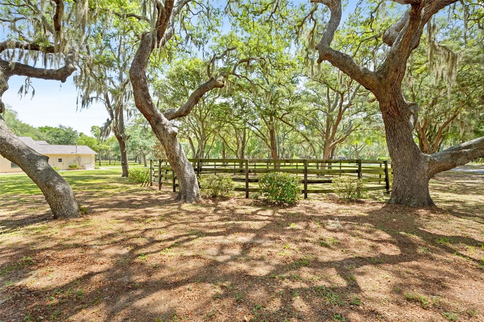 19509 PASO FINO WAY — photo 34 of 95