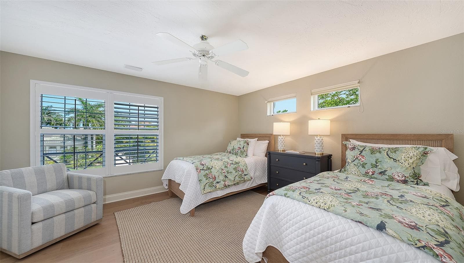 3563 FAIR OAKS LANE — photo 31 of 46