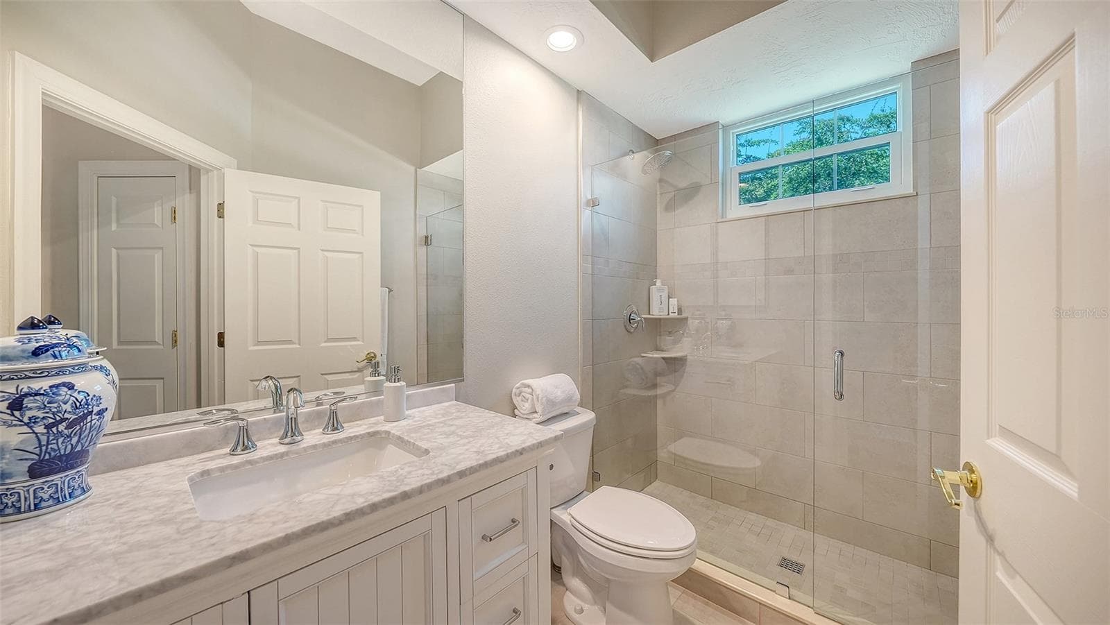 3563 FAIR OAKS LANE — photo 27 of 46
