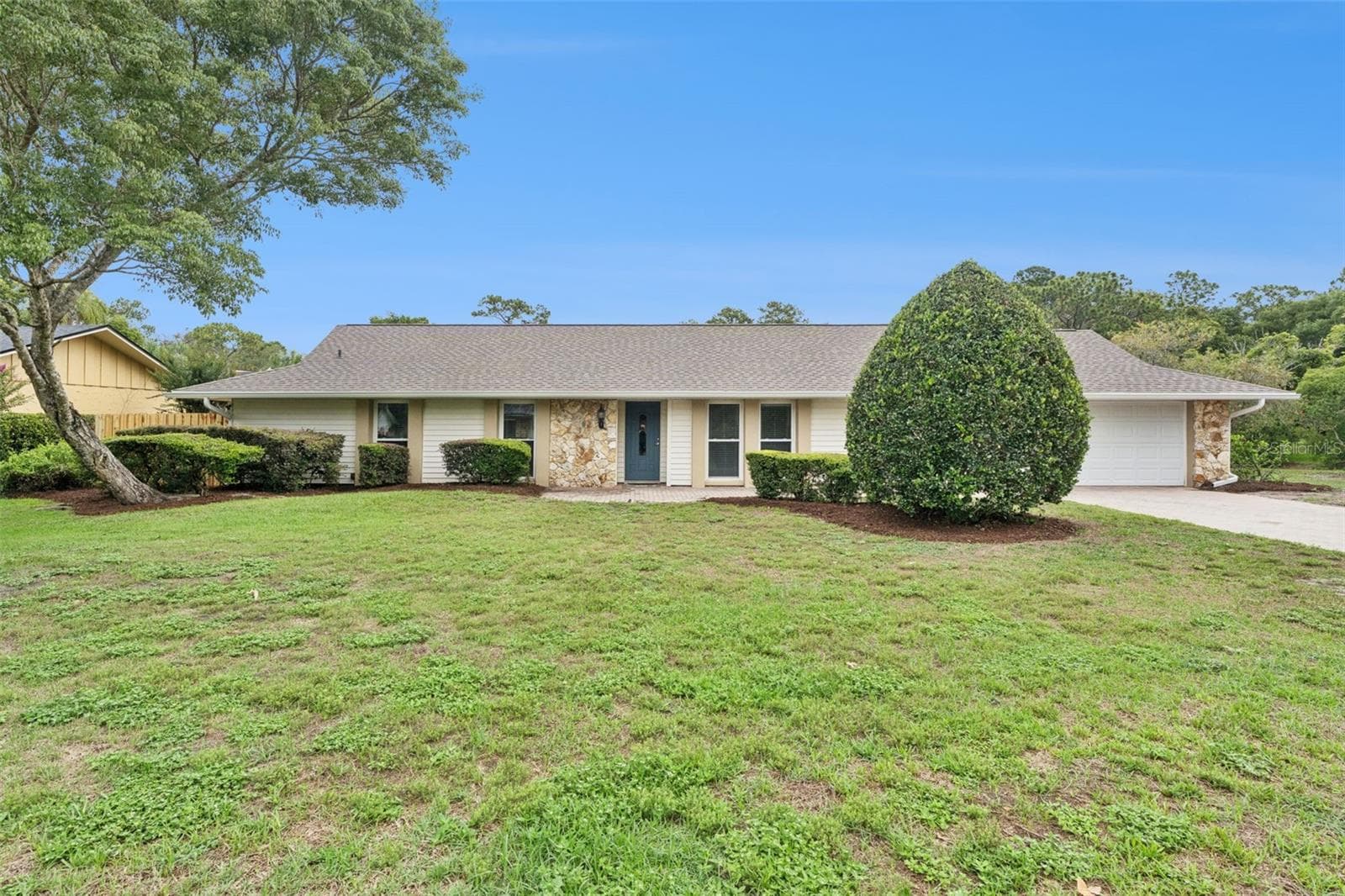 700 BLUE LAKE DRIVE