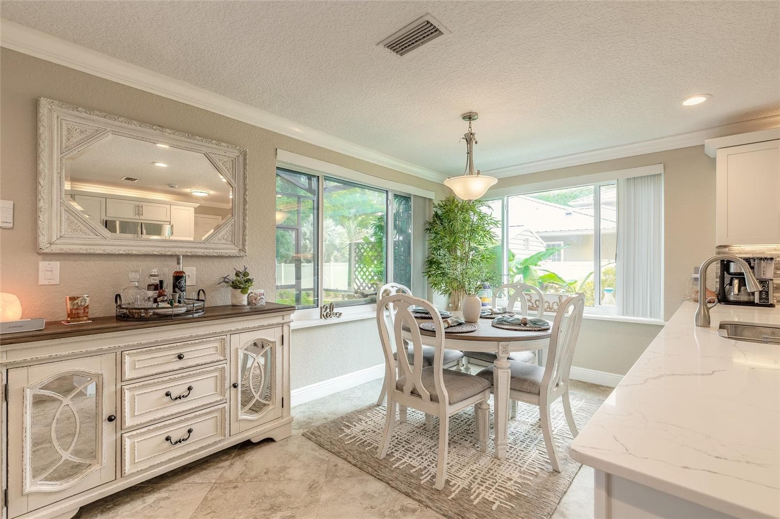 4181 SAXON DRIVE — photo 31 of 68