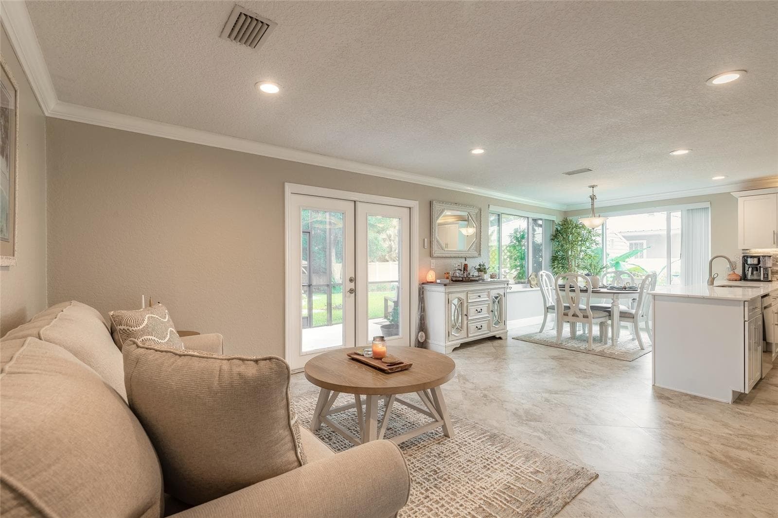 4181 SAXON DRIVE — photo 28 of 68