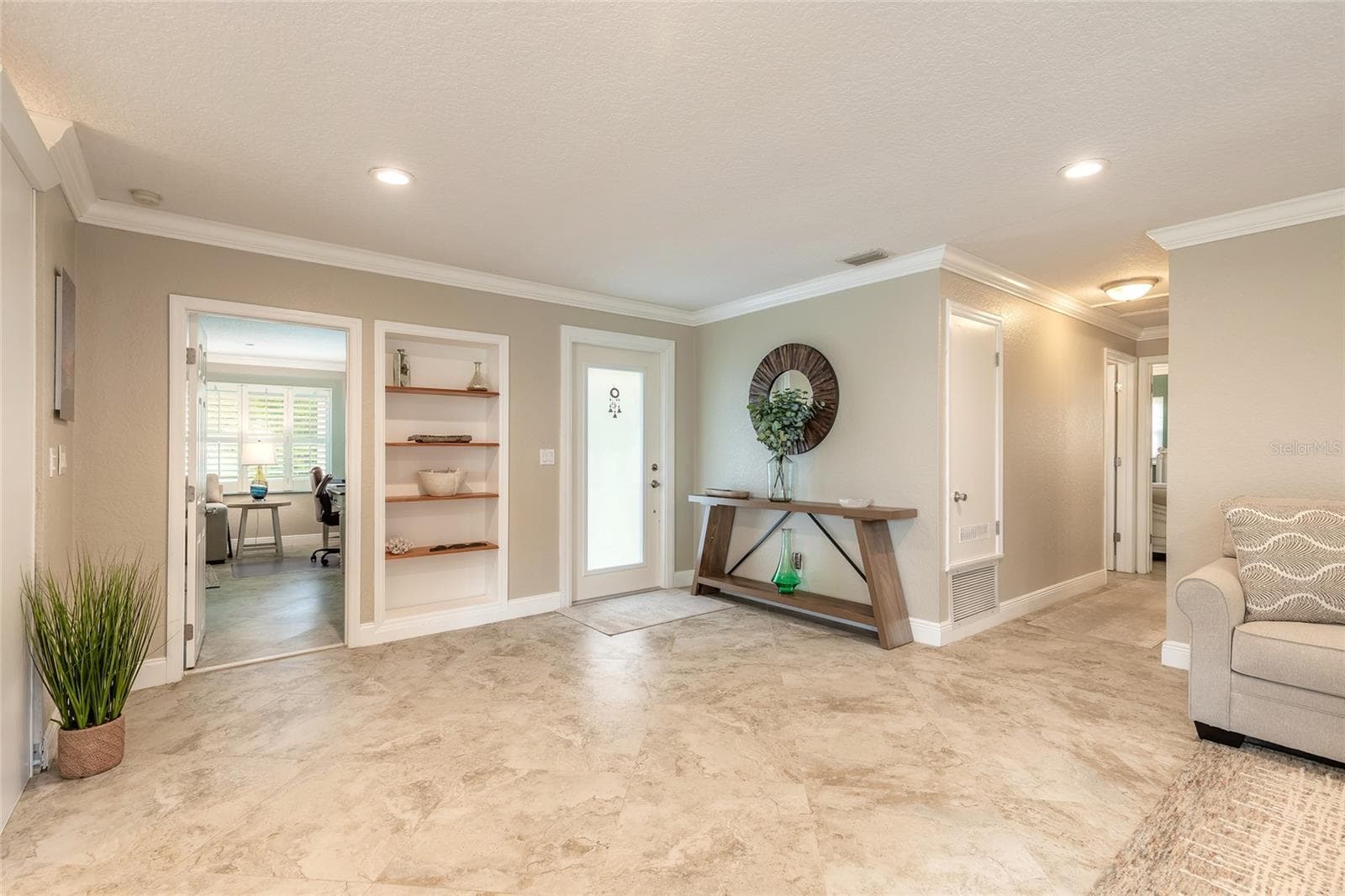4181 SAXON DRIVE — photo 26 of 68