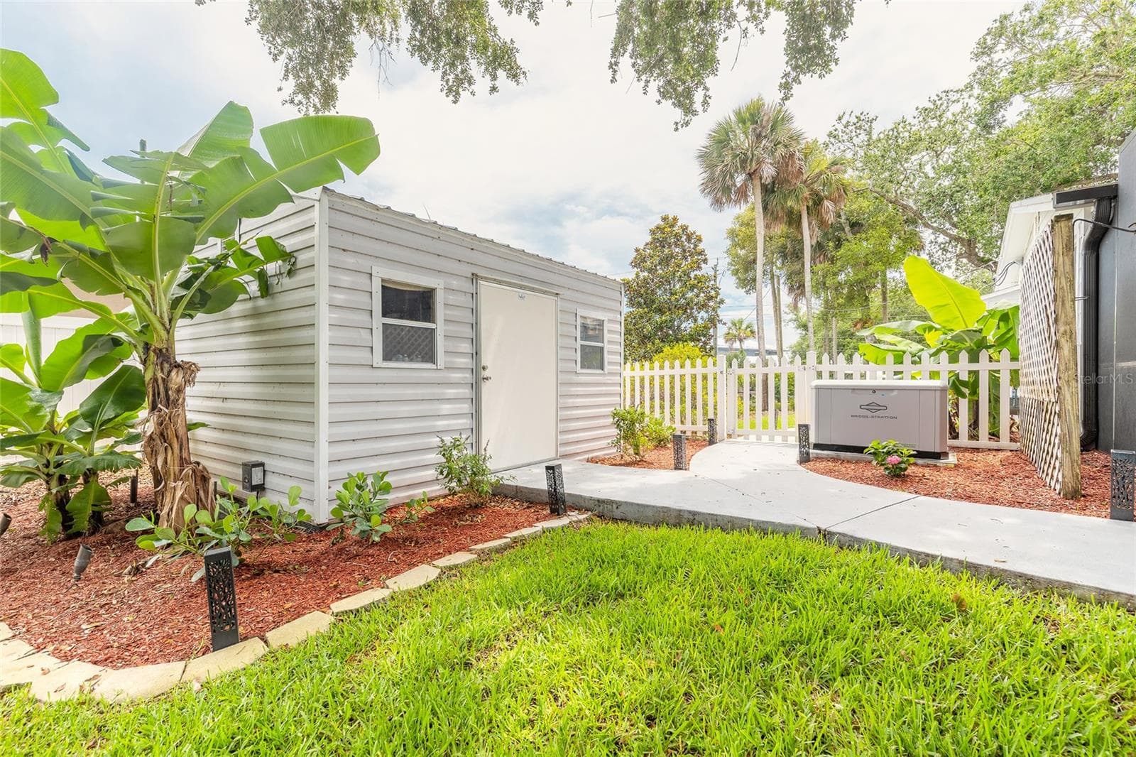4181 SAXON DRIVE — photo 43 of 68