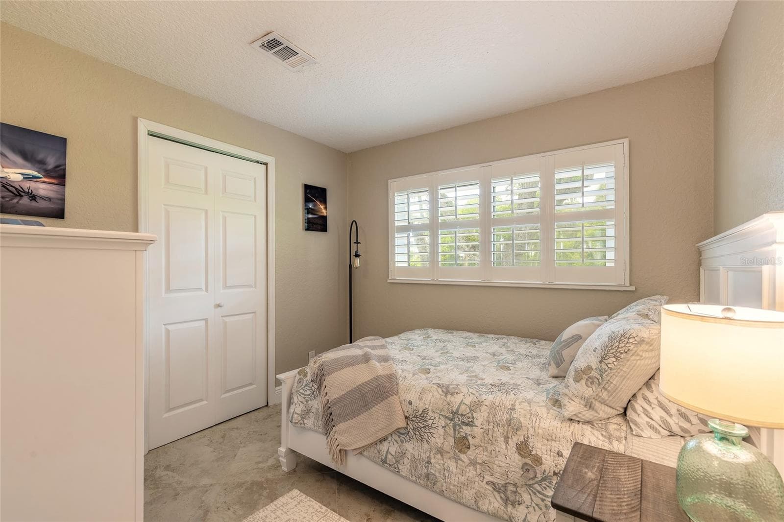 4181 SAXON DRIVE — photo 21 of 68