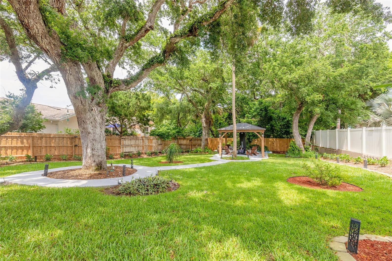 4181 SAXON DRIVE — photo 46 of 68