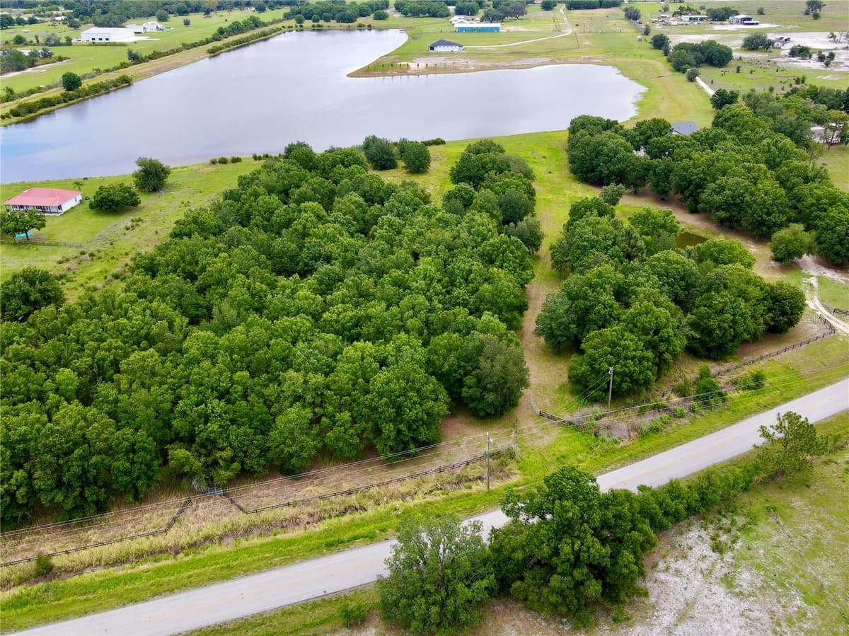 4946 WAUCHULA RD — photo 1 of 9
