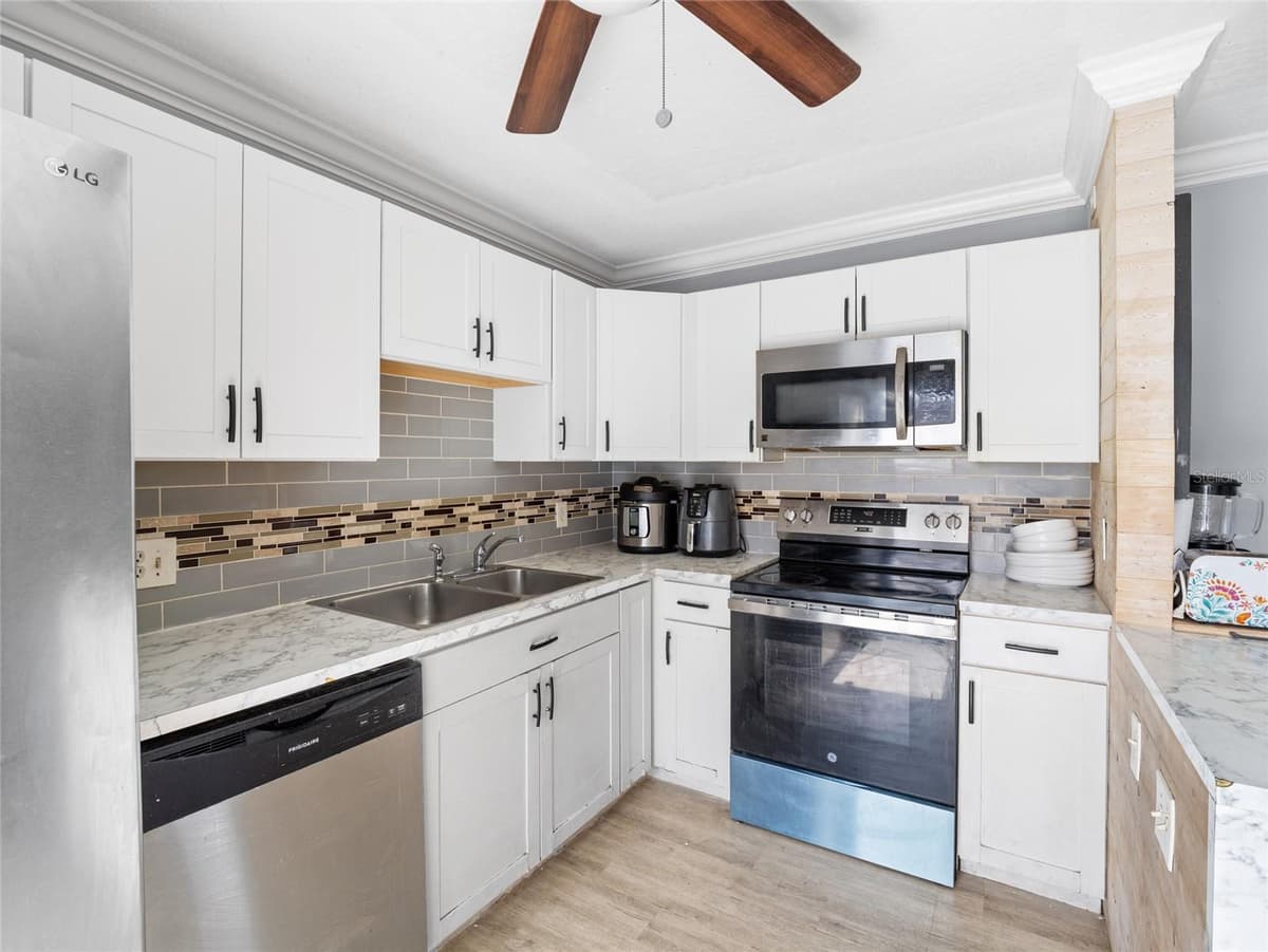 1814 KAILEEN CIRCLE — photo 12 of 29