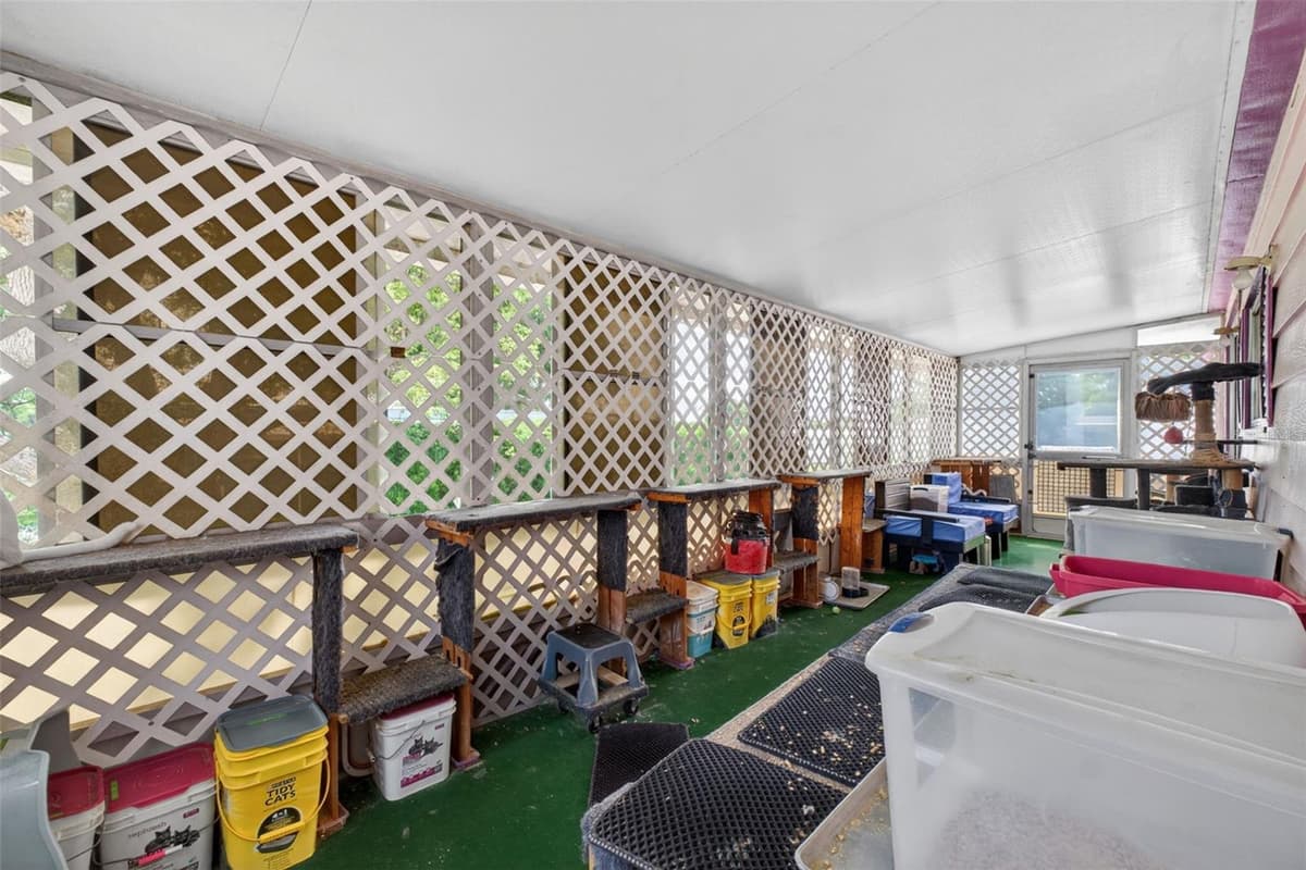 2129 LOIS BOULEVARD — photo 33 of 49