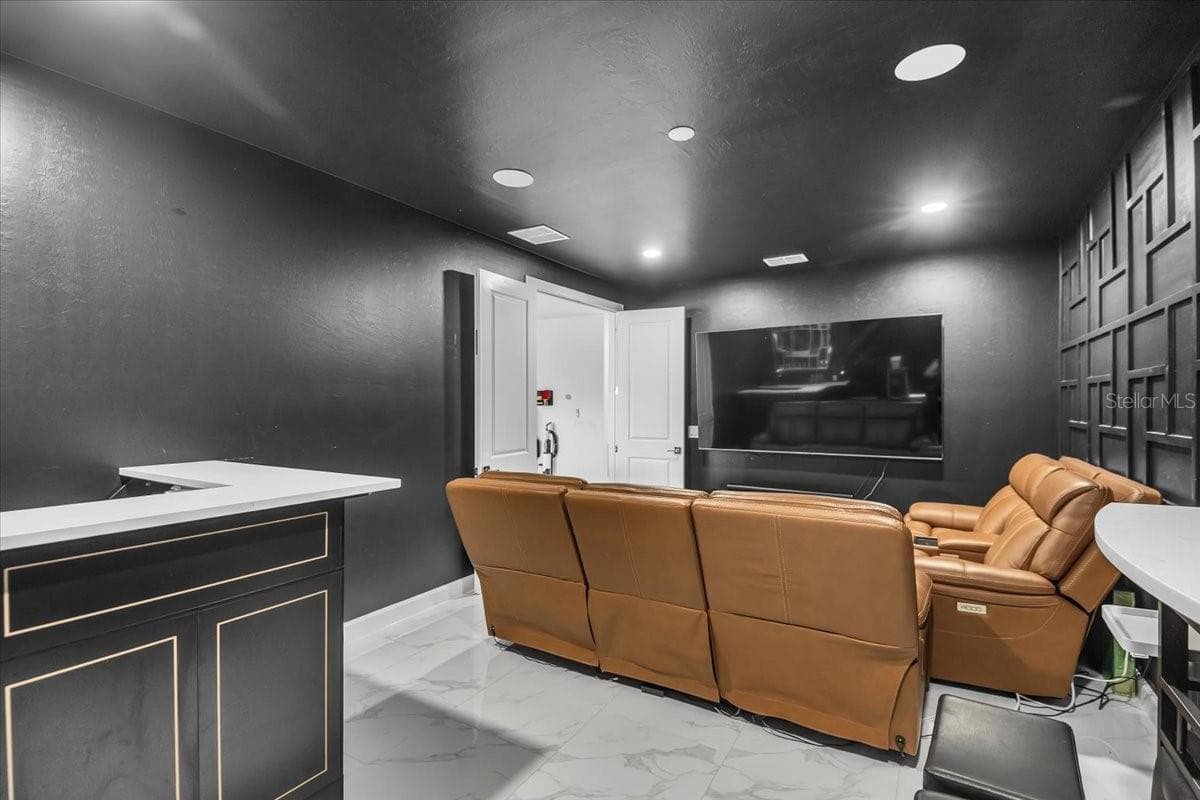 5609 CLEARWATER COURT — photo 40 of 81