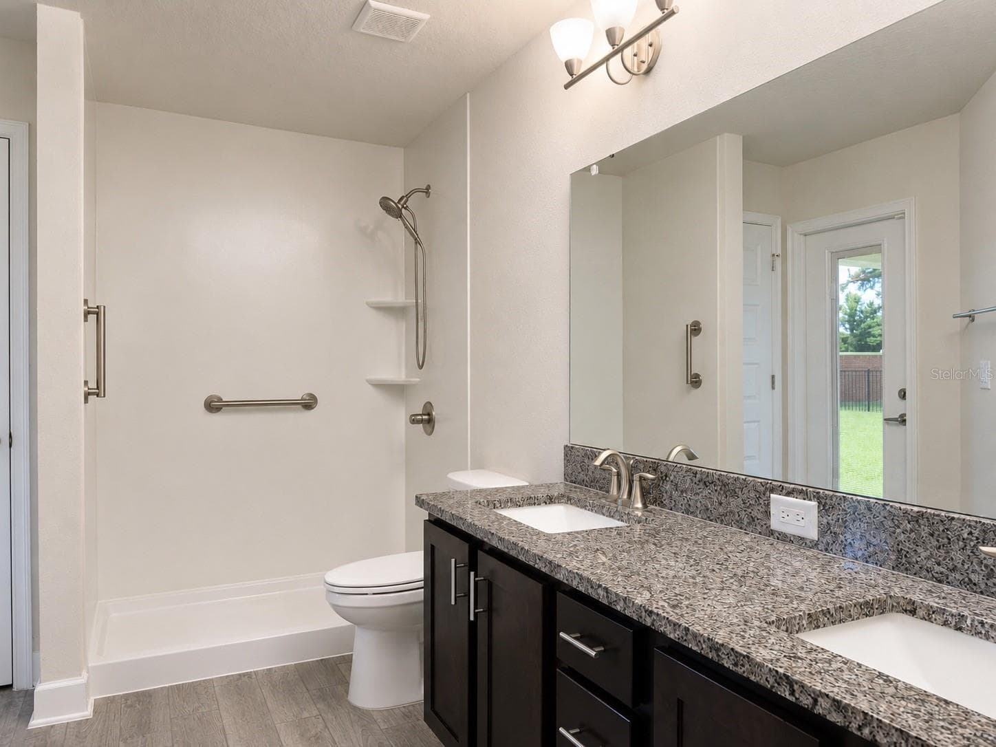 226 LAKE VISTA DRIVE — photo 60 of 89