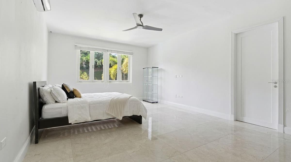 279 DORADO BEACH EAST — photo 38 of 58