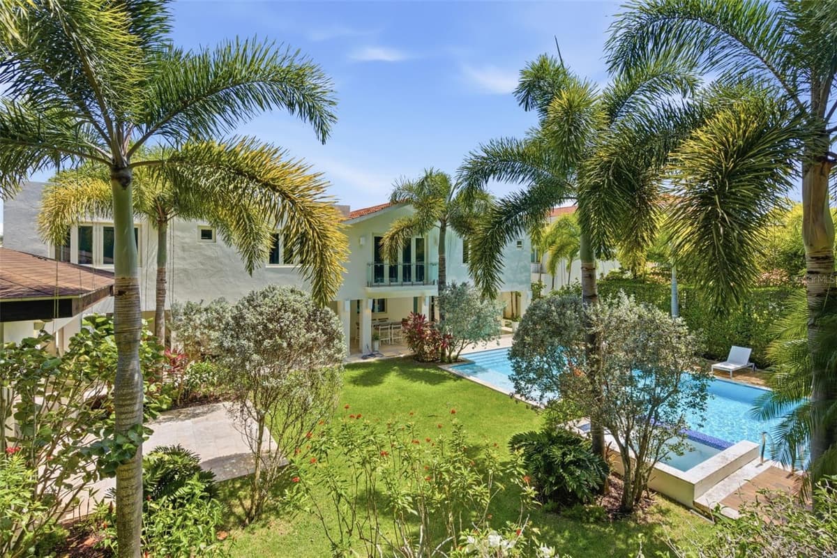 279 DORADO BEACH EAST — photo 52 of 58