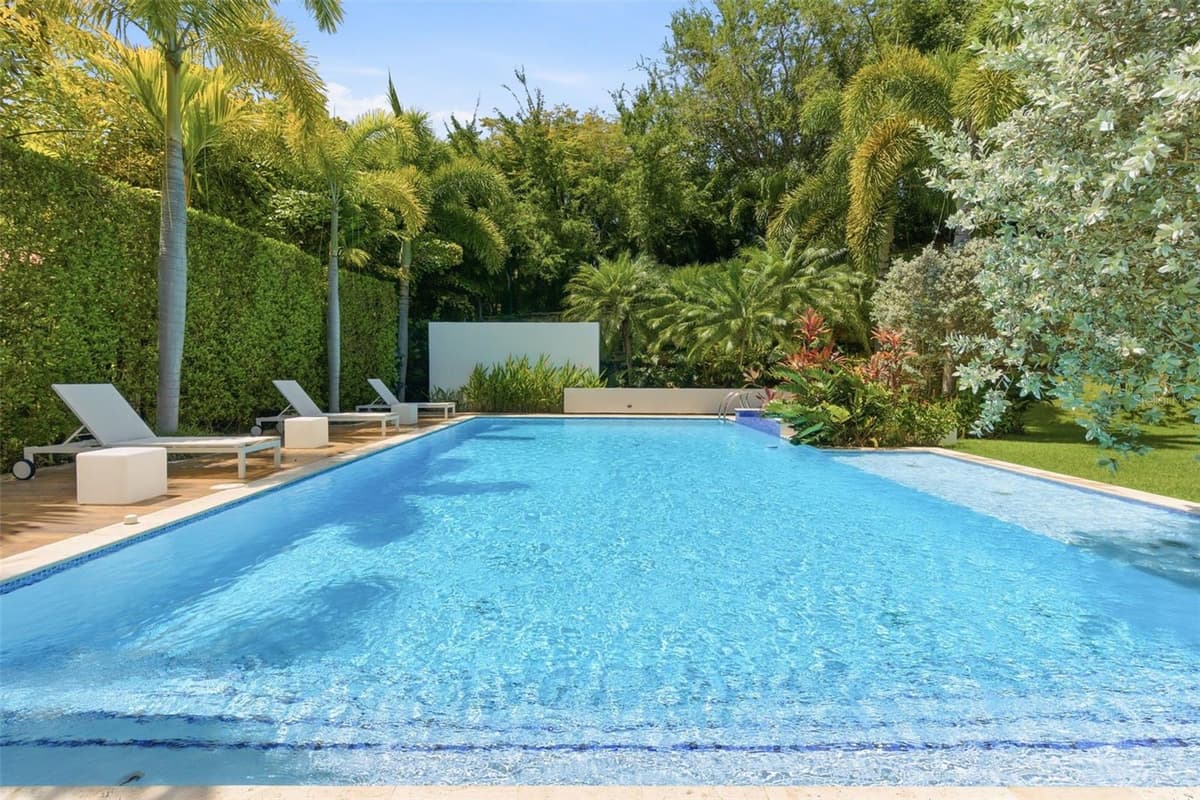 279 DORADO BEACH EAST — photo 48 of 58