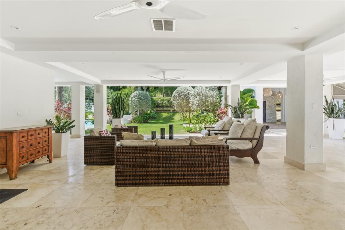 279 DORADO BEACH EAST — photo 43 of 58
