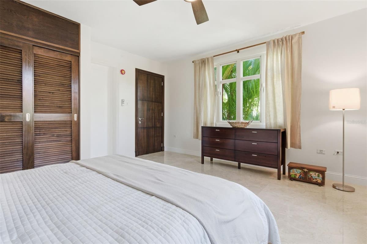 279 DORADO BEACH EAST — photo 17 of 58