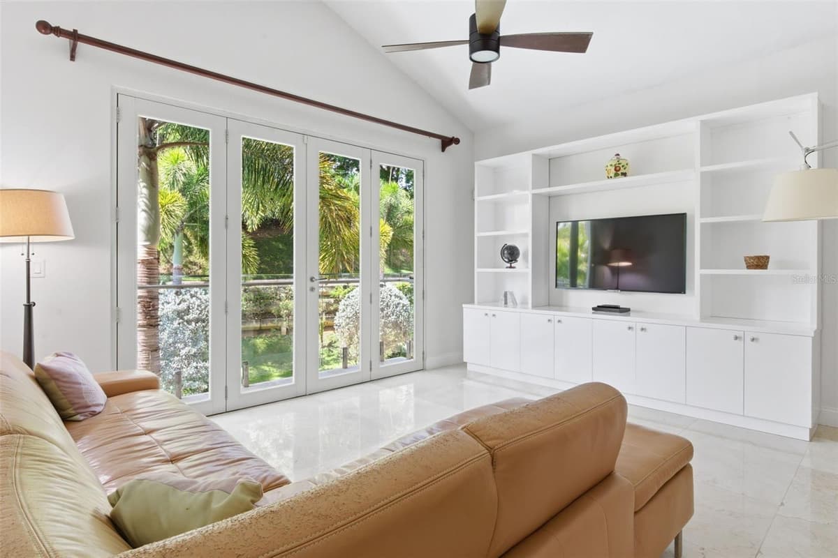 279 DORADO BEACH EAST — photo 31 of 58