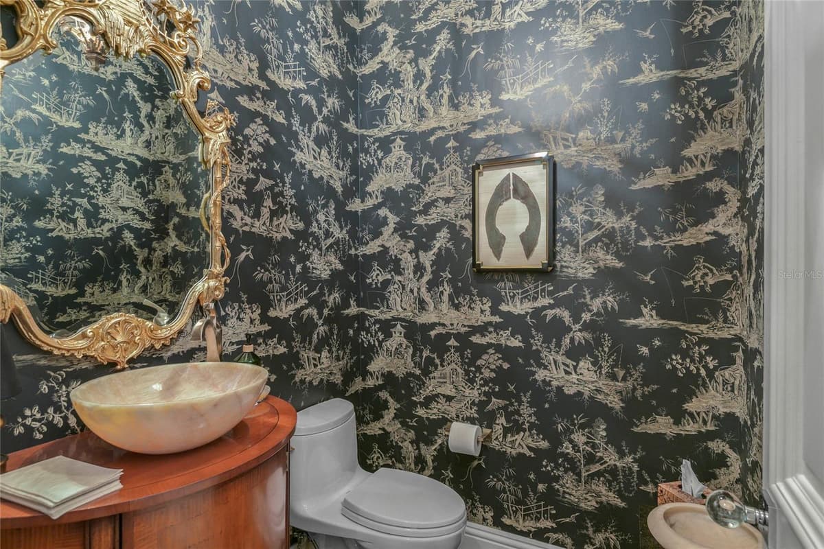 413 MORSE BOULEVARD — photo 12 of 29