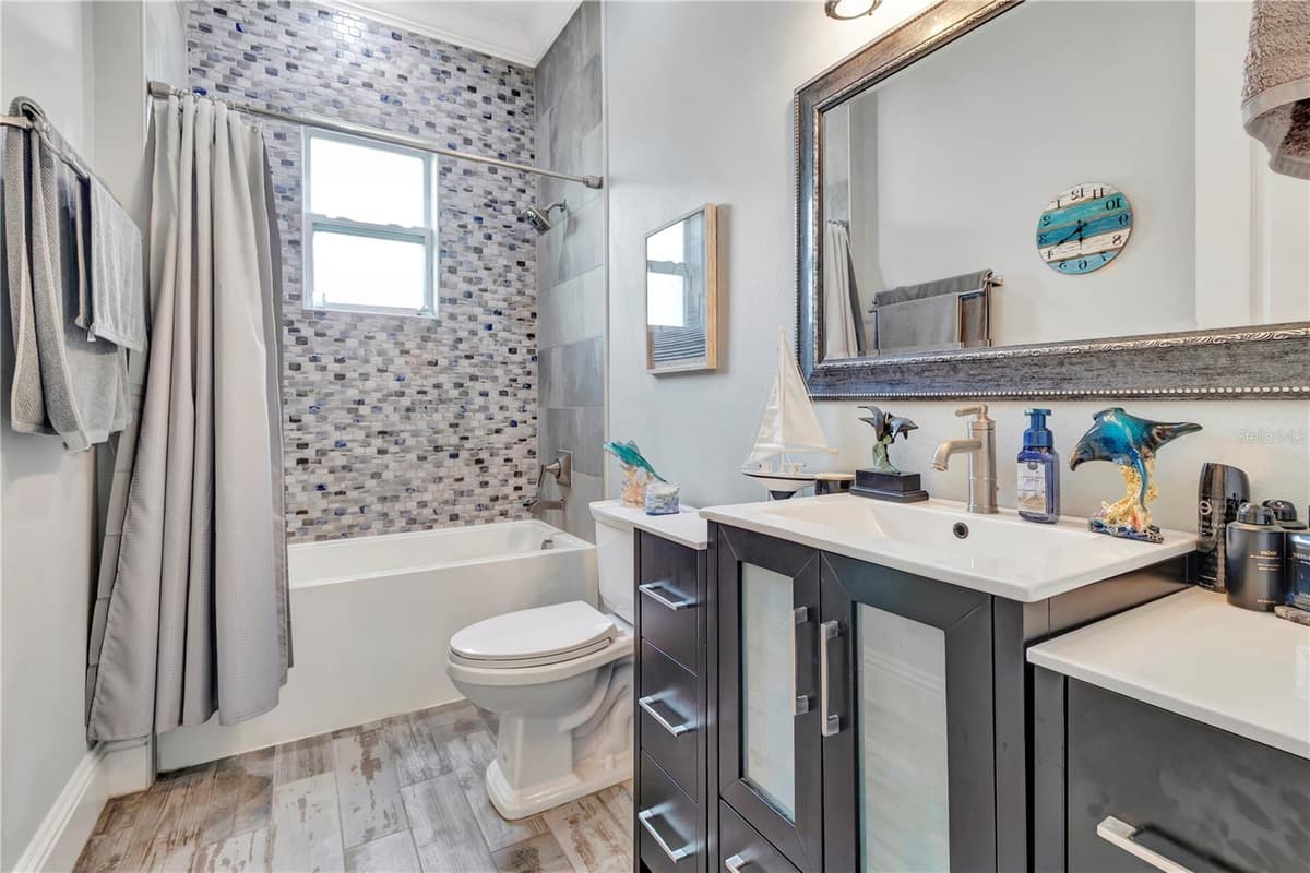5020 LAKESHORE RANCH ROAD — photo 13 of 41