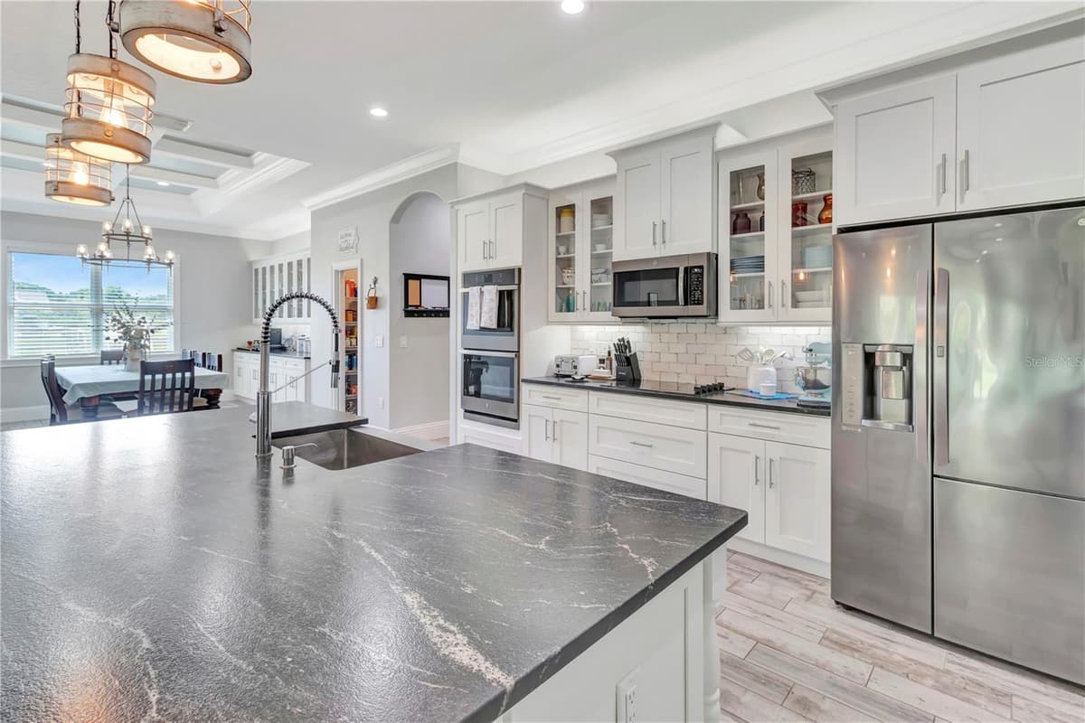 5020 LAKESHORE RANCH ROAD — photo 11 of 41
